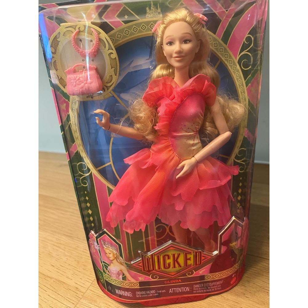 Mattel Wicked Glinda& Elphaba Movie Fashion Doll Set NIB - Picture 2 of 5